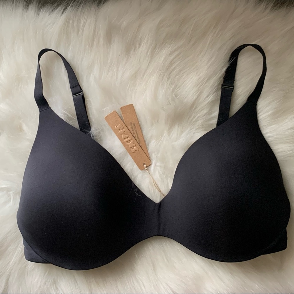 SKIMS Wireless Form Push Up Plunge Bra 36DD (BR-WRL-1891)